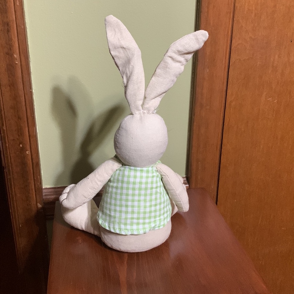 EASTER-Peter Rabbit & Spring Lamb - New Condition/ For Decorative Purposes Only! - Picture 12 of 16